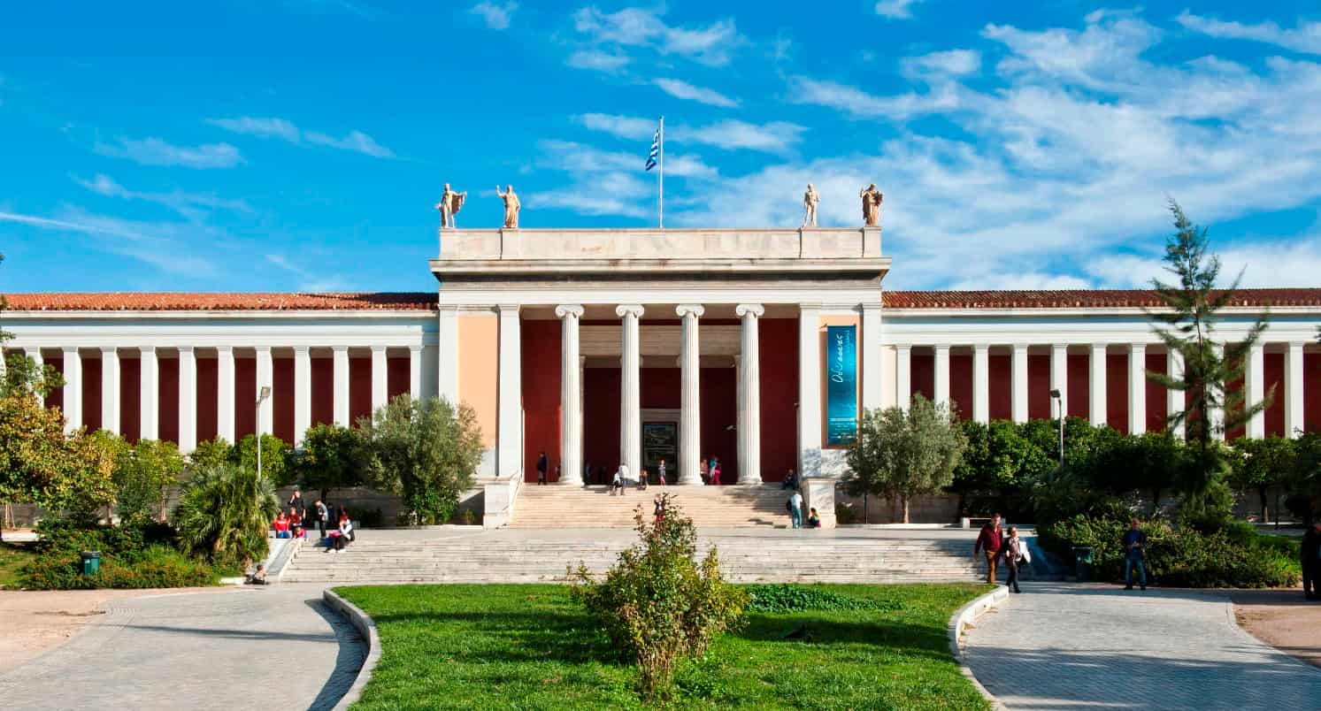 Athens_NationalArchaeological_museum_1996_photo_YSkoulas (1)